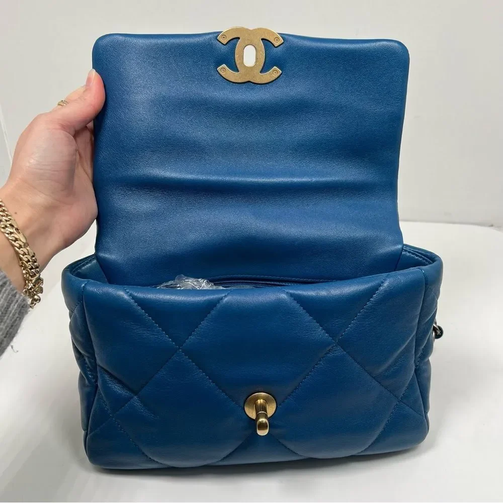 Chanel 19 Flap Bag Quilted Leather Medium Blue A+ Condition
